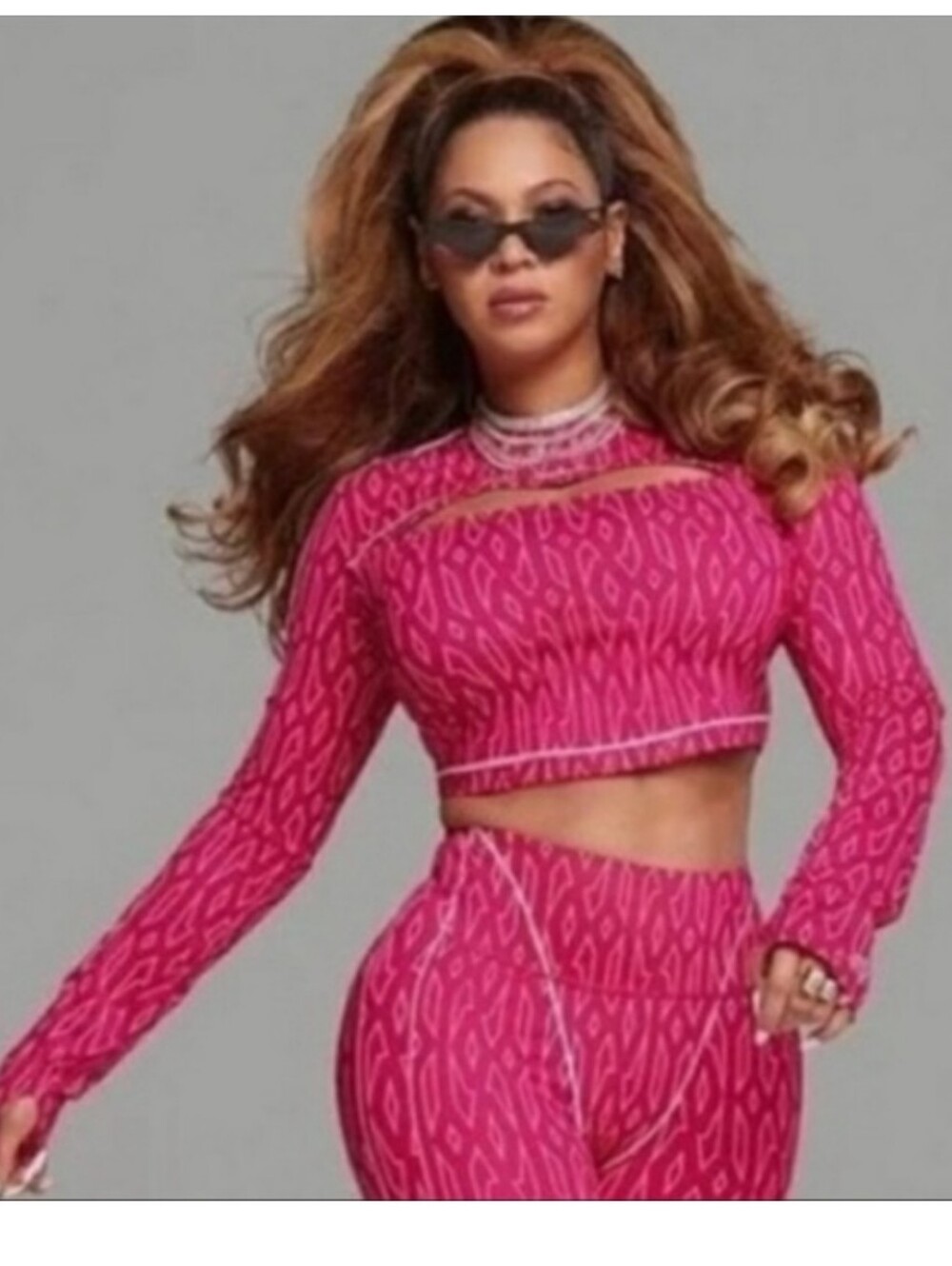 💕IVY Park Addidas Beyonce Top